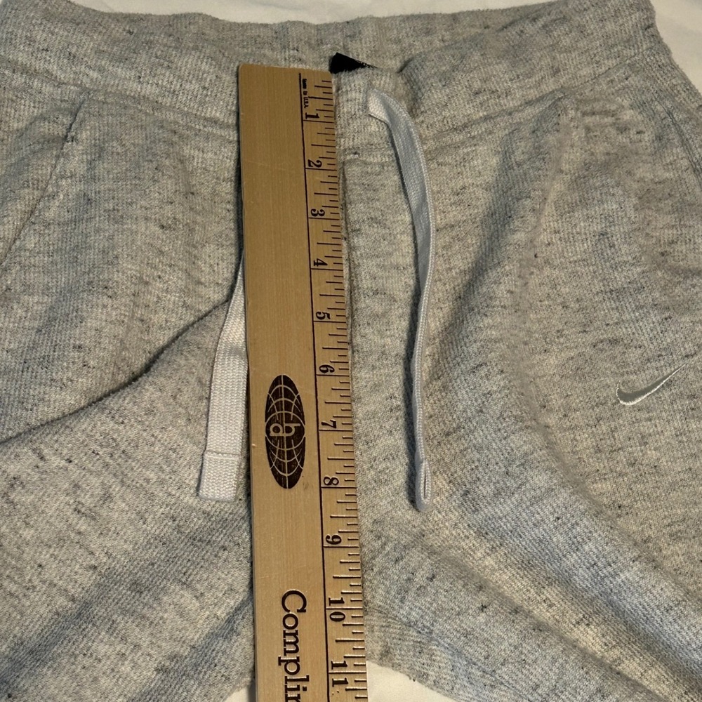 Nike Womens XS Light Gray Jogger Sweatpants Drawstring Pockets Casual Activewear - Picture 9 of 13